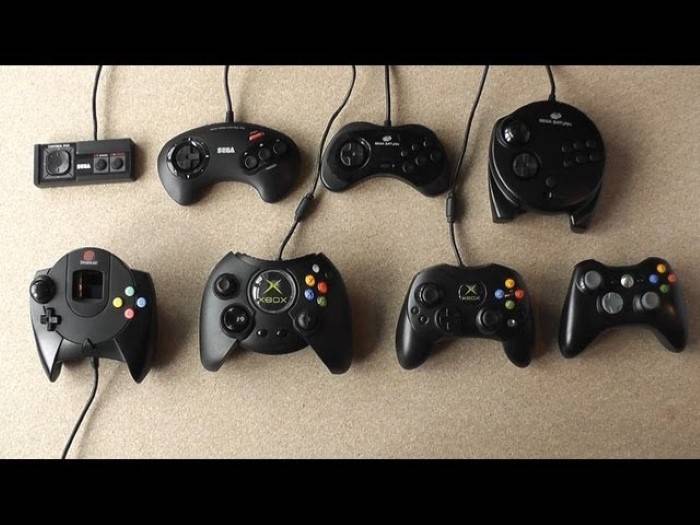 The Evolution of Xbox Controllers 1